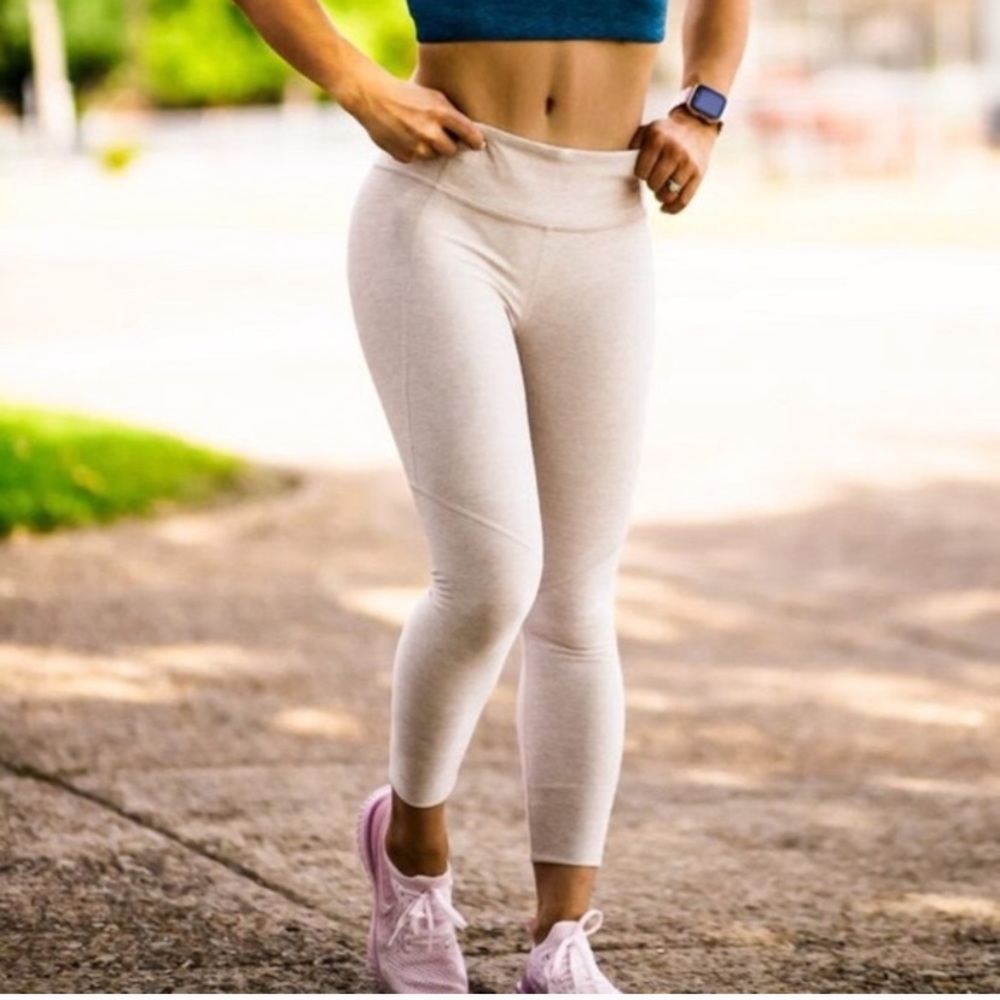 Outdoor Voices Warm Up Oatmeal Leggings